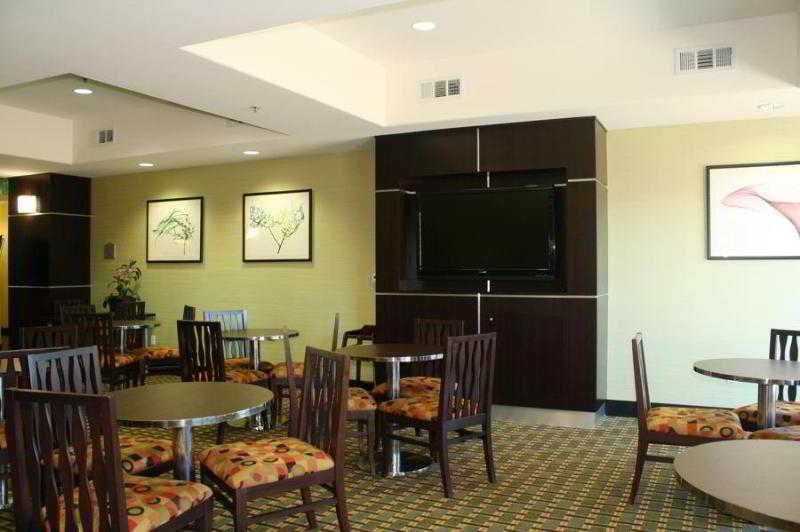 Comfort Suites Vacaville-Napa Valley Area מראה חיצוני תמונה