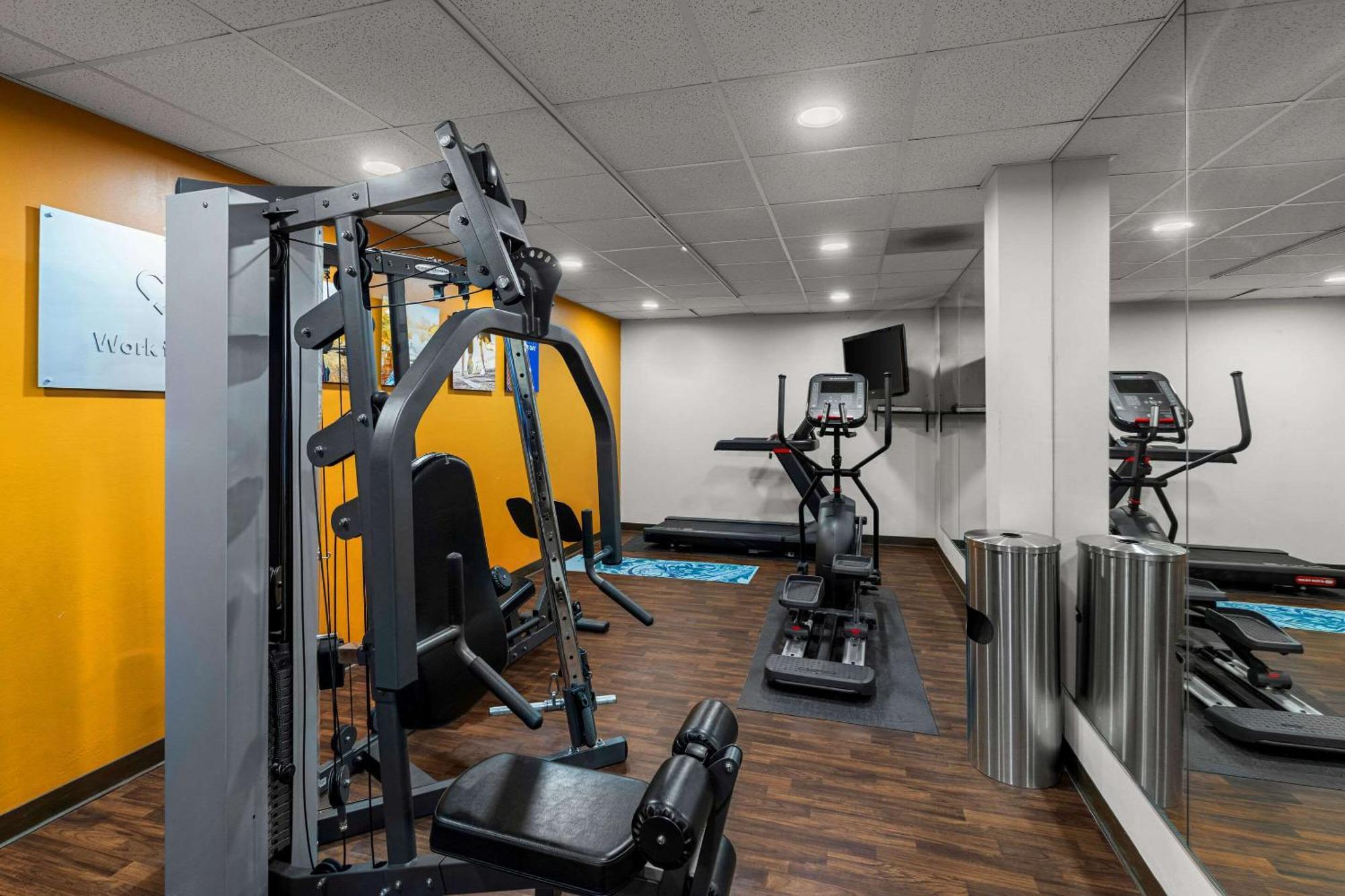 Comfort Suites Vacaville-Napa Valley Area מראה חיצוני תמונה