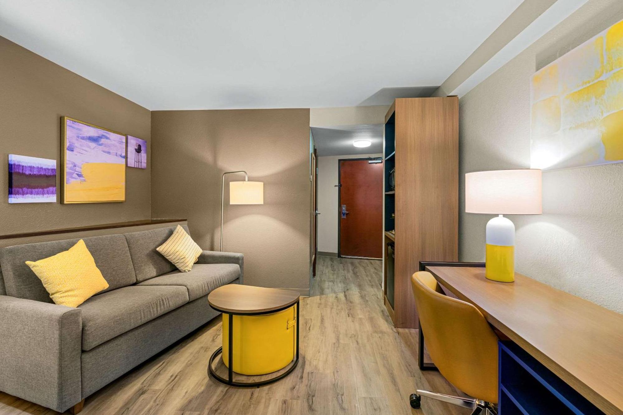 Comfort Suites Vacaville-Napa Valley Area מראה חיצוני תמונה